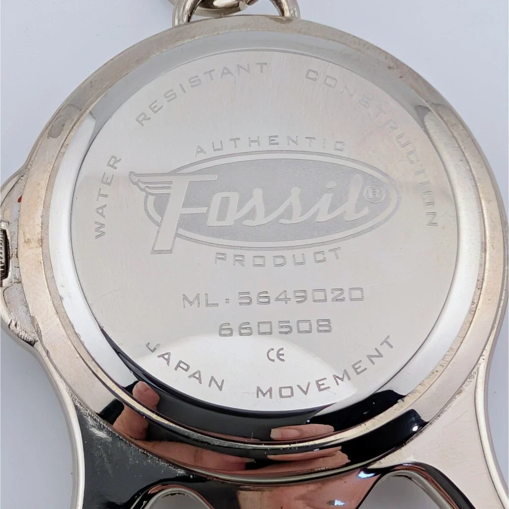 Fossil Bottle Opener Watch Carabiner Keychain Gray Dial Luminous ML-5649020 Runs